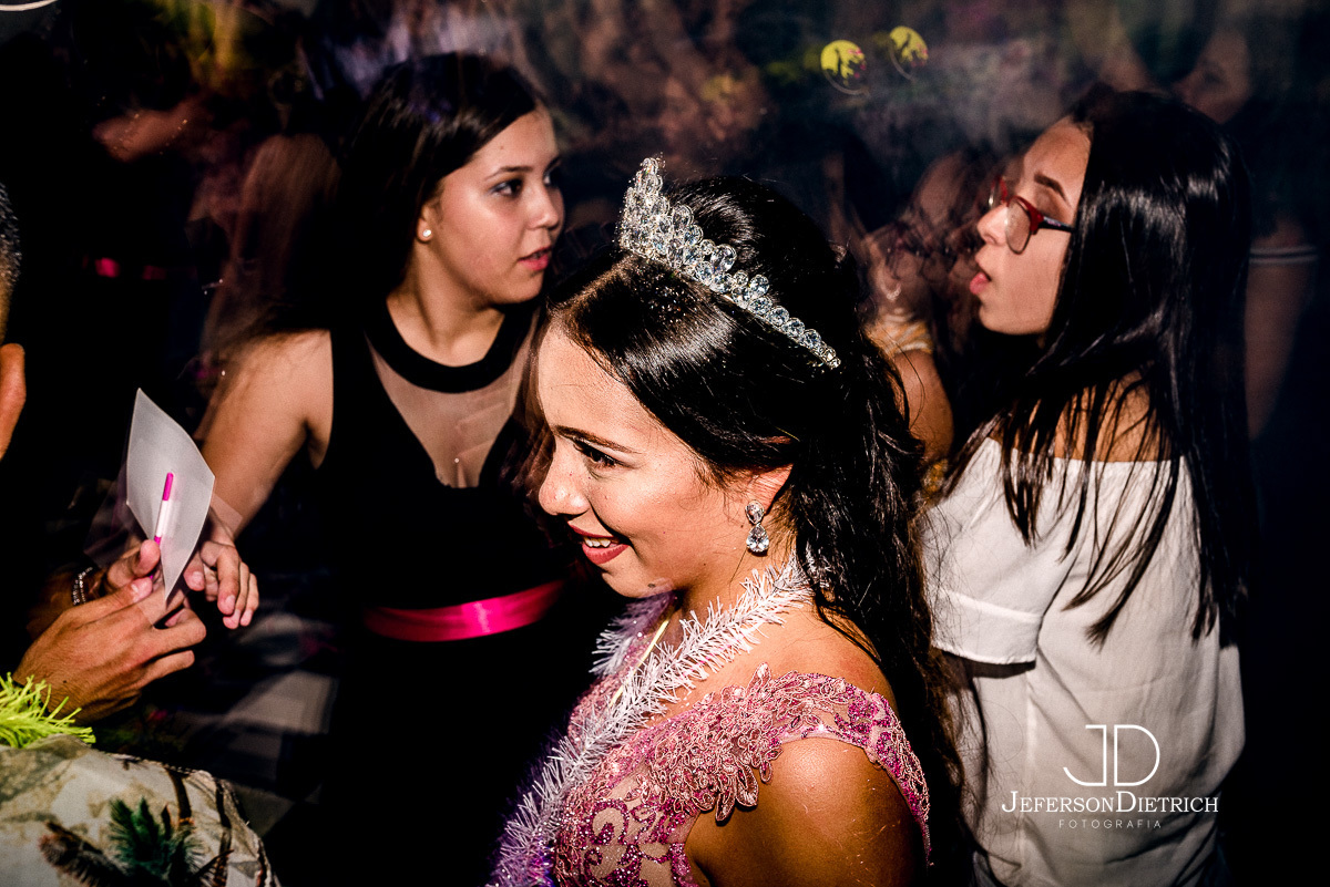 baladinha de 15 anos, fotografo aniversario rio claro, fotografia aniversario rio claro, fotografia rio claro, fotografo rio claro, foto rio claro, fotografia de rio claro, fotografo aniversario 15 anos rio claro, fotografia aniversario de 15 anos de rio