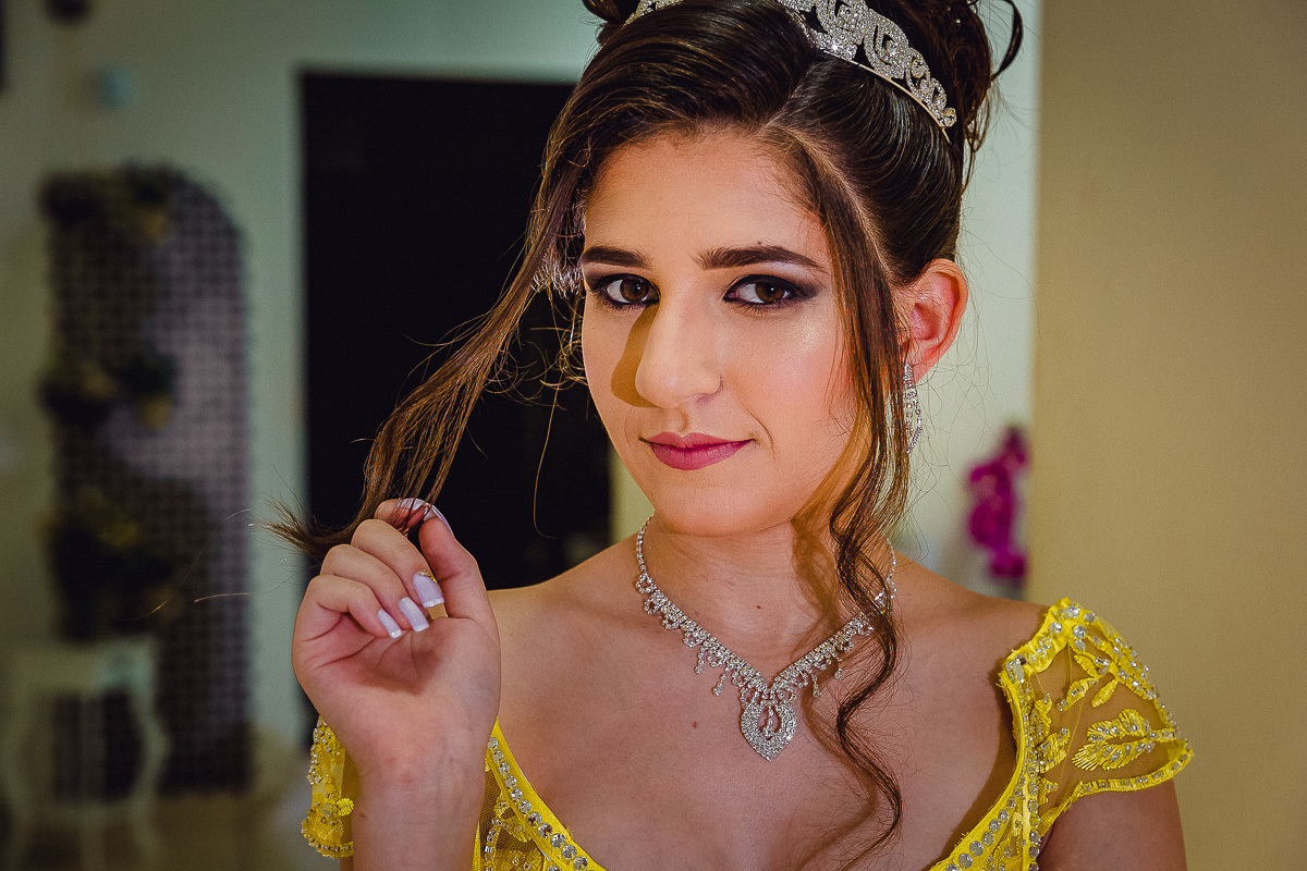 vestido da debutante, vestido amarelo, vestido a bela e a fera, fotografo de festa de 15 anos rio claro piracicaba araras cordeiropolis americana leme arthur nogueira sao paulo jundia campinas fotografo de 15 anos ensaio fotografico de 15 anos