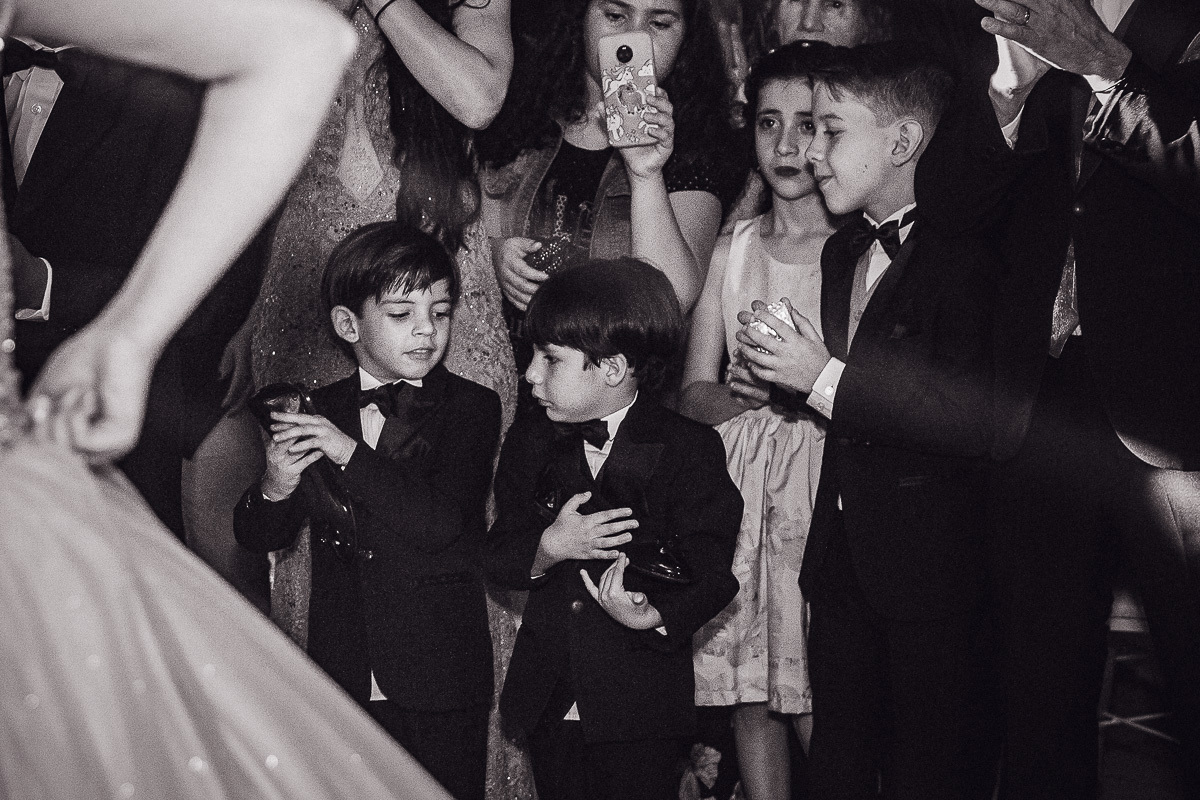 fotos de 15 anos, fotos de festa de 15 anos, fotos de debutante, fotos de ensaio de 15 anos, fotos de festa, fotos de vestido de 15 anos, fotos de vestido de debutante, fotos de adolescente, fotos de  vestidos,