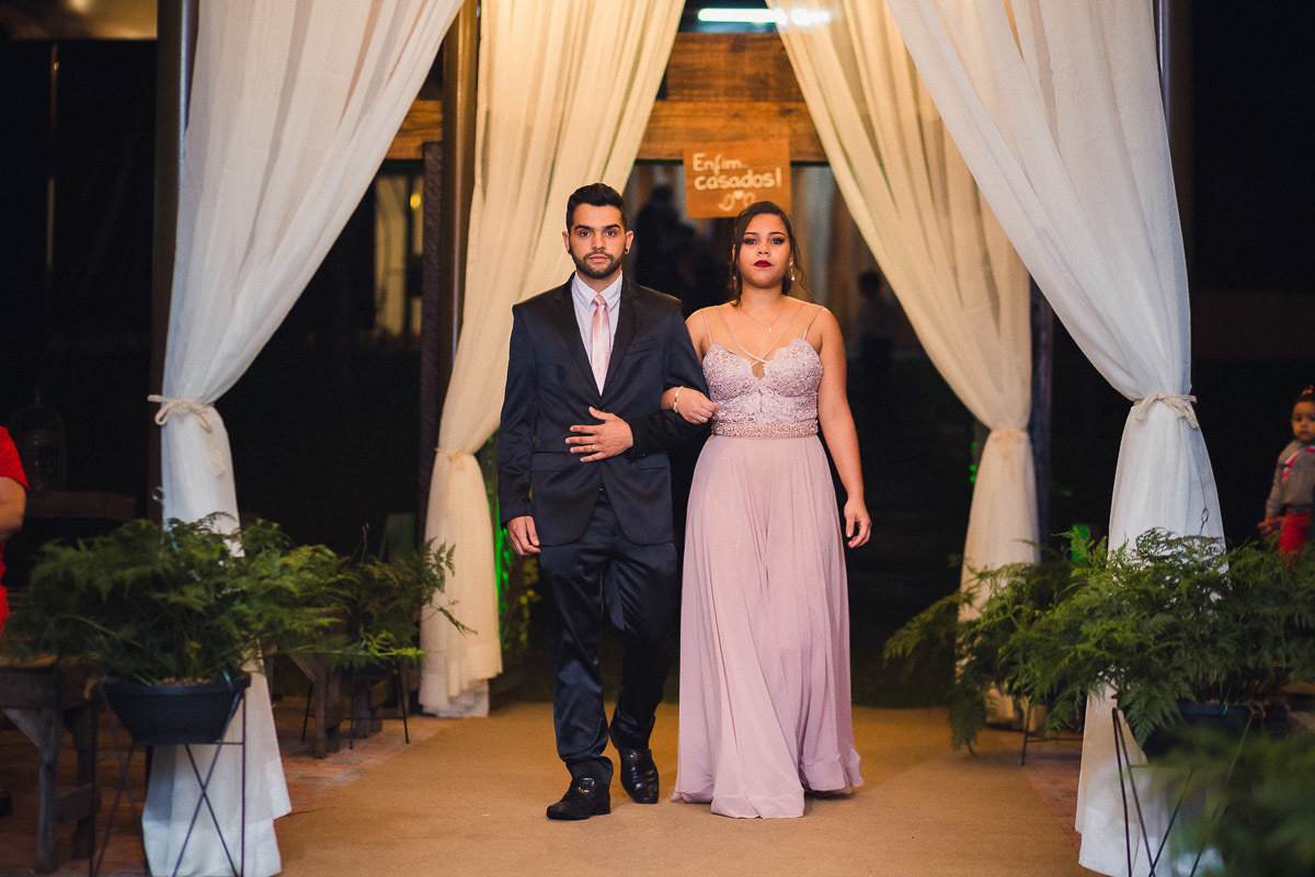  linda fotografia de casamento em joaquim egidio campinas sao paulo feita pelo fotografo de casamento campinas fernando coutinho faz fotografias casamento campinas valinhos vinhedo louveira indaiatuba