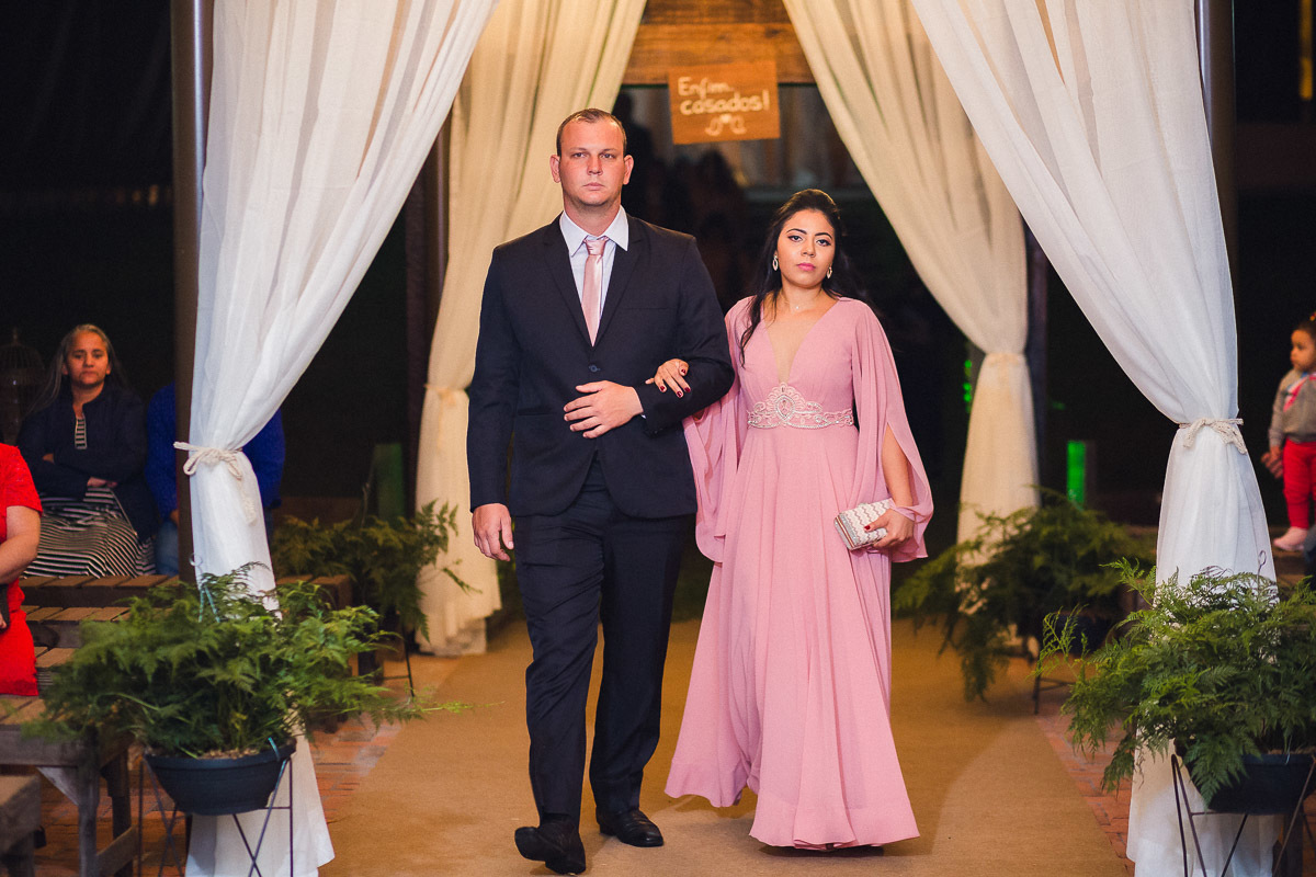  linda fotografia de casamento em joaquim egidio campinas sao paulo feita pelo fotografo de casamento campinas fernando coutinho faz fotografias casamento campinas valinhos vinhedo louveira indaiatuba