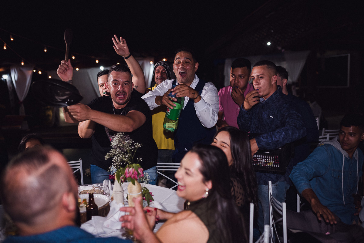 otografia de noivos em amparo pedreira serra negra lindoia aguas de lindoia serra negra morungaba braganca paulista ensaio pre casamento
  
 ensaio de noivos em amparo pedreira serra negra lindoia aguas de lindoia ensaio fotografico pre wedding monte siao
