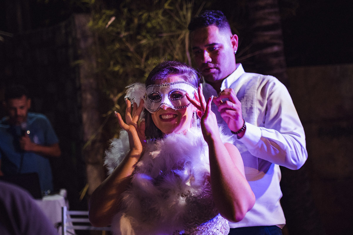 ensaio fotografico com cavalo, ensaio com cavalos, ensaio de 18 anos, ensaio fotografico de 18 anos, ensaios fotograficos, foto de 18 anos, fotos de 18 anos, fotografia de 18 anos, ensaio no campo, ensaio no haras, ensaio na fazenda, fotos lindas