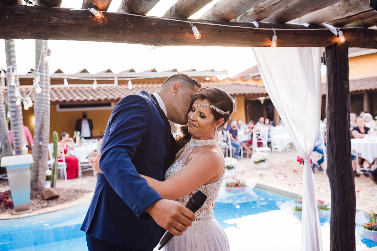 fotografo casamento campinas faz fotografias casametno campinas e esnsaio pre wedding joaquim egidio campinas sao paulo santo andre sao caetano do sul sao bernardo do campo sao jose dos campos
  
 fotografia ensaio de noivos ao entardecer joaquim egidio c