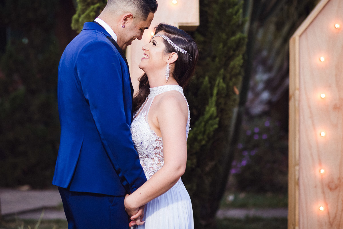 fotografia ensaio pre wedding regiao joaquim egidio campinas sao paulo foto de noiva estrafa das cabras sousas souzas barao geraldo
  
 foto de caal de namorados noivos faz fotografia de casamento estrada das cabras joaquim egidio souzas campinas sao paul