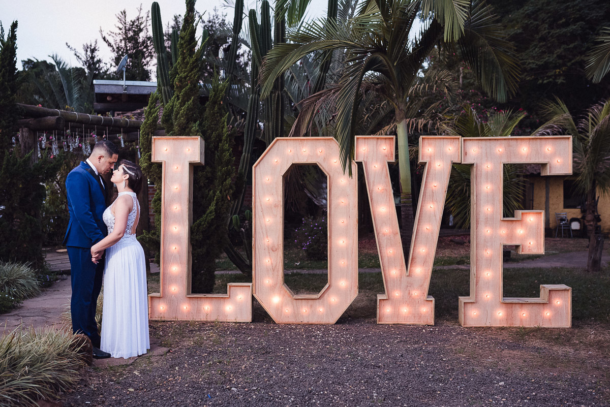 fotografia preto e branco ensaio pre wedding regiao joaquim egidio souzas sousas barao geraldo campinas sao paulo
  
 fotografo casamento campinas faz fotografia ensaio pre wedding fotografia preto e branco fotografia criativa fotografia expontanea fotogr