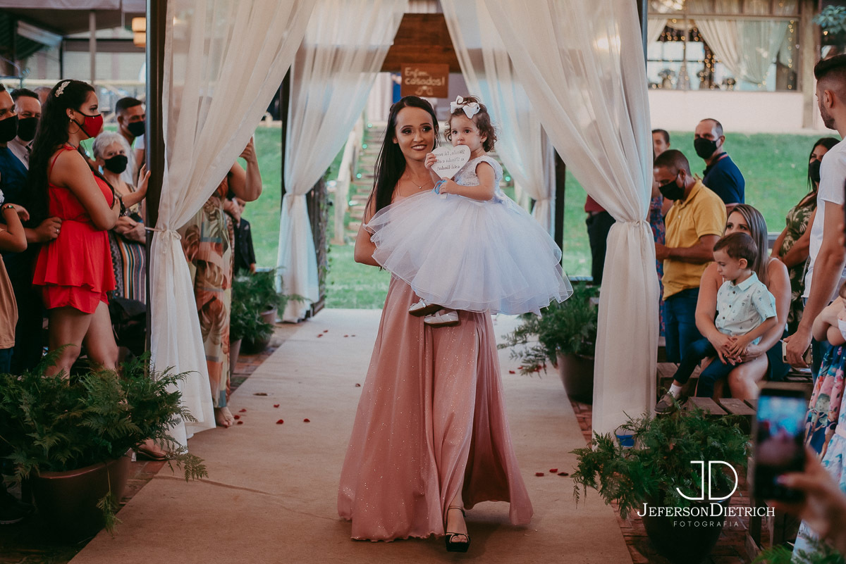 Entrada da Daminha de honra 