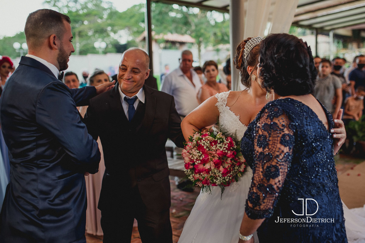 Entrada dos pais da noiva