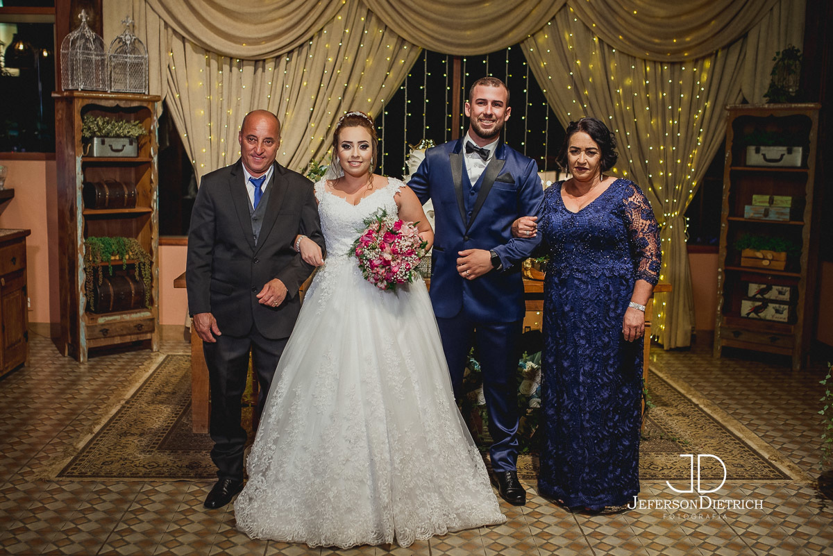 Fotografia com os pais da noiva
