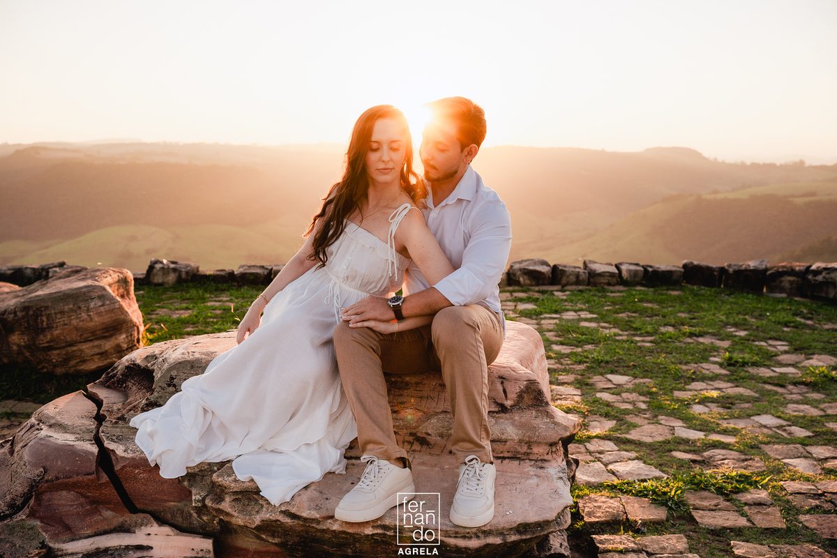 Ensaio de Casal no morro do gaviao em ribeirão claro