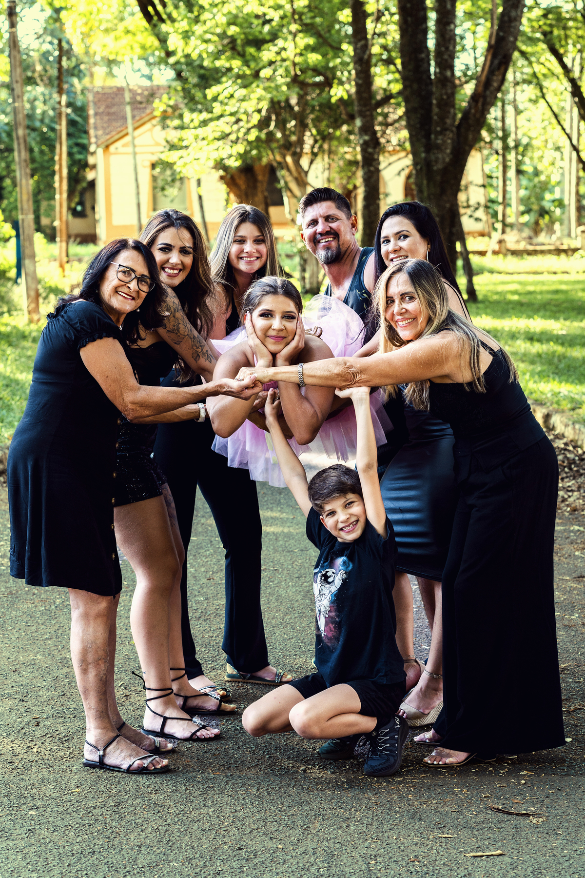 foto em família, sessão de família, sessão de fotos de família, fotos de família, sessão fotográfica familiar, sessão de debutante com família, idéia de fotos debutante com família