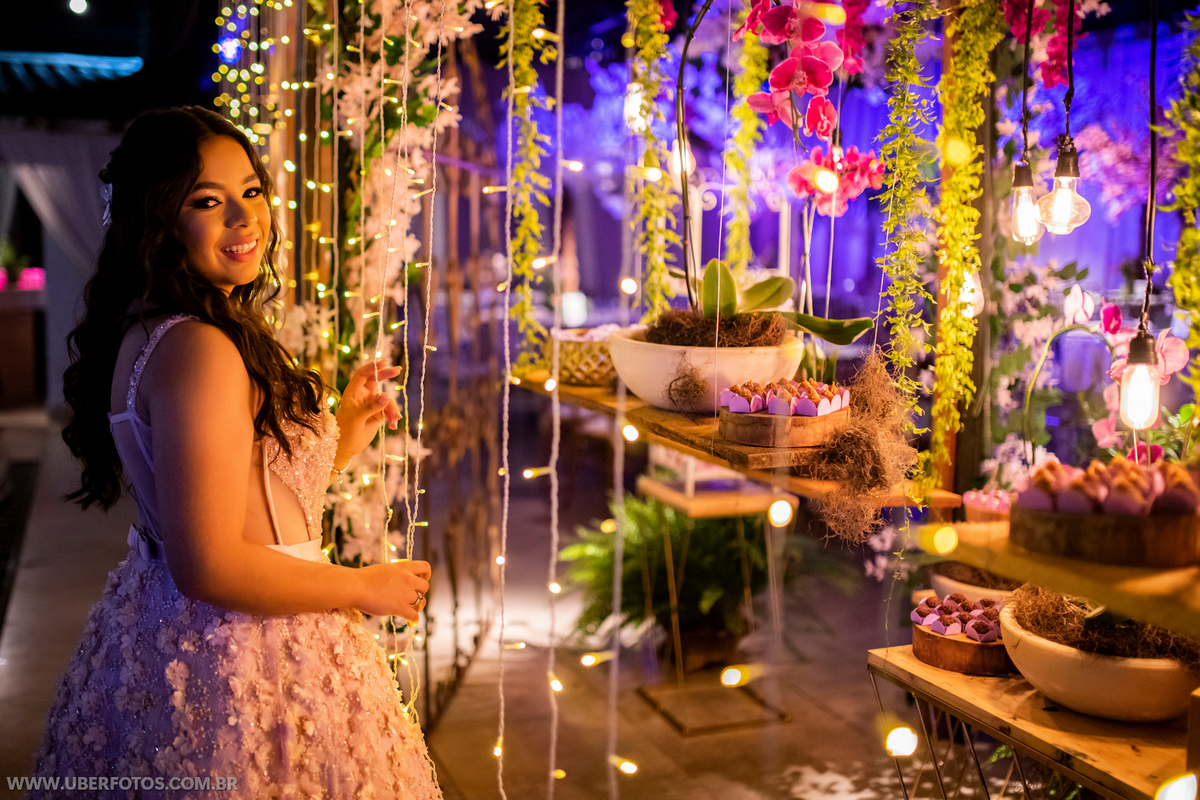 festa de 15 anos luzes, decoração com luzes, decoração com velas, festa de 15 anos tema, temas para festa de 15 anos