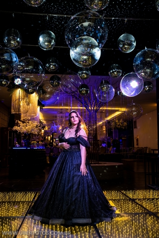 Cenário nobre decorações, Buffet Vilma Uberaba, Tema galáxia, festa tema galáxia, inspiração tema galáxia, festa de 15 tema galáxia, vídeo de 15 anos, video para 15 anos, videomaker 15 anos, videomaker uberaba, cinegrafista, cinegrafista uberaba