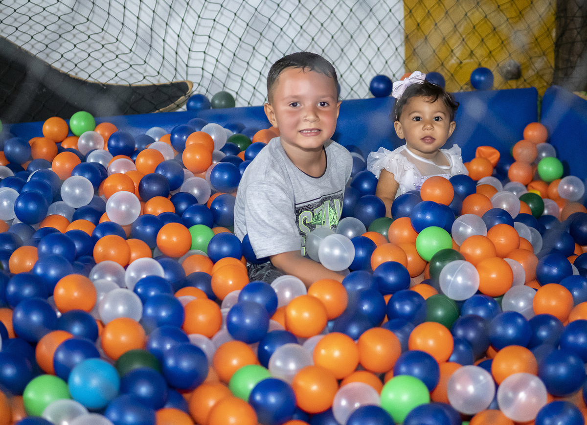piscina de bolinha catavento