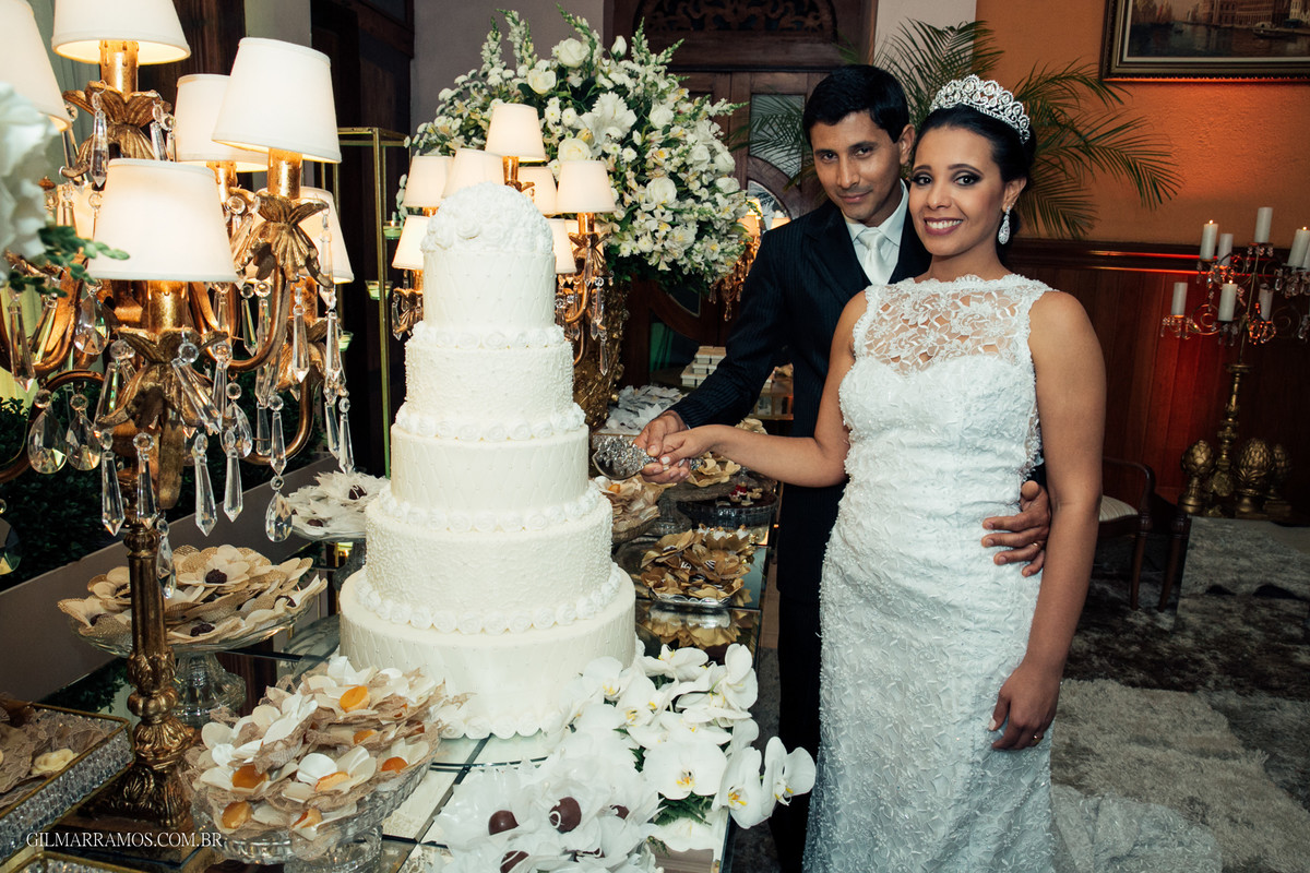 casal - casamento - palace hotel - campos dos goytacazes-rj - corte do bolo