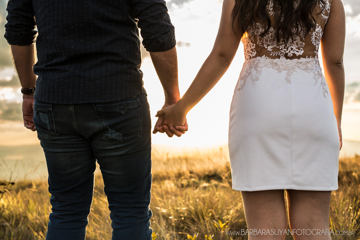 BARBARA SUYAN FOTOGRAFIA, ENSAIO CASAL, PR&Eacute; CASAMENTO, SAVE THE DATE,  MINEIR&Atilde;O, TOPO DO MUNDO, FOTOGRAFA BH, FOTOGRAFO BH,  FOTOGRAFIA BH, FOTOGRAFIA CASAMENTO BH, CASAMENTO EM BELO HORIZONTE