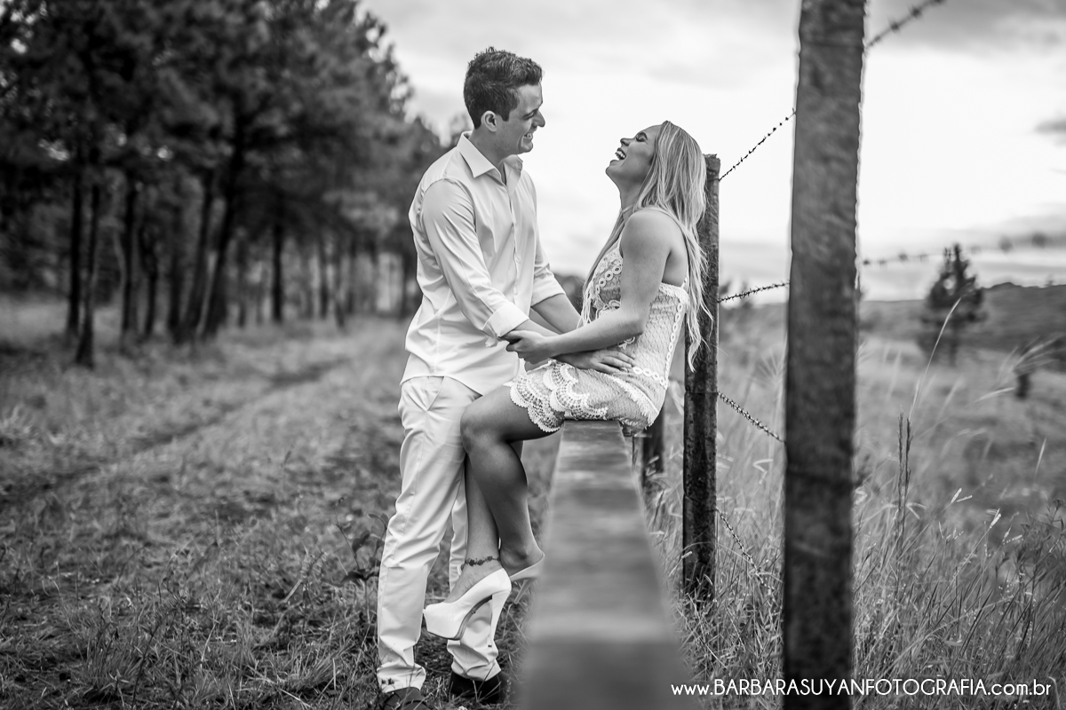 BARBARA SUYAN FOTOGRAFIA, ENSAIO CASAL PR&Eacute; CASAMENTO SAVE THE DATE  MINEIR&Atilde;O TOPO DO MUNDO  FOTOGRAFA FOTOGRAFO BH FOTOGRAFIA BH FOTOGRAFIA DE CASAMENTO