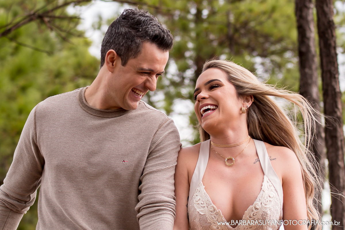 BARBARA SUYAN FOTOGRAFIA, ENSAIO CASAL PR&Eacute; CASAMENTO SAVE THE DATE  MINEIR&Atilde;O TOPO DO MUNDO  FOTOGRAFA FOTOGRAFO BH FOTOGRAFIA BH FOTOGRAFIA DE CASAMENTO