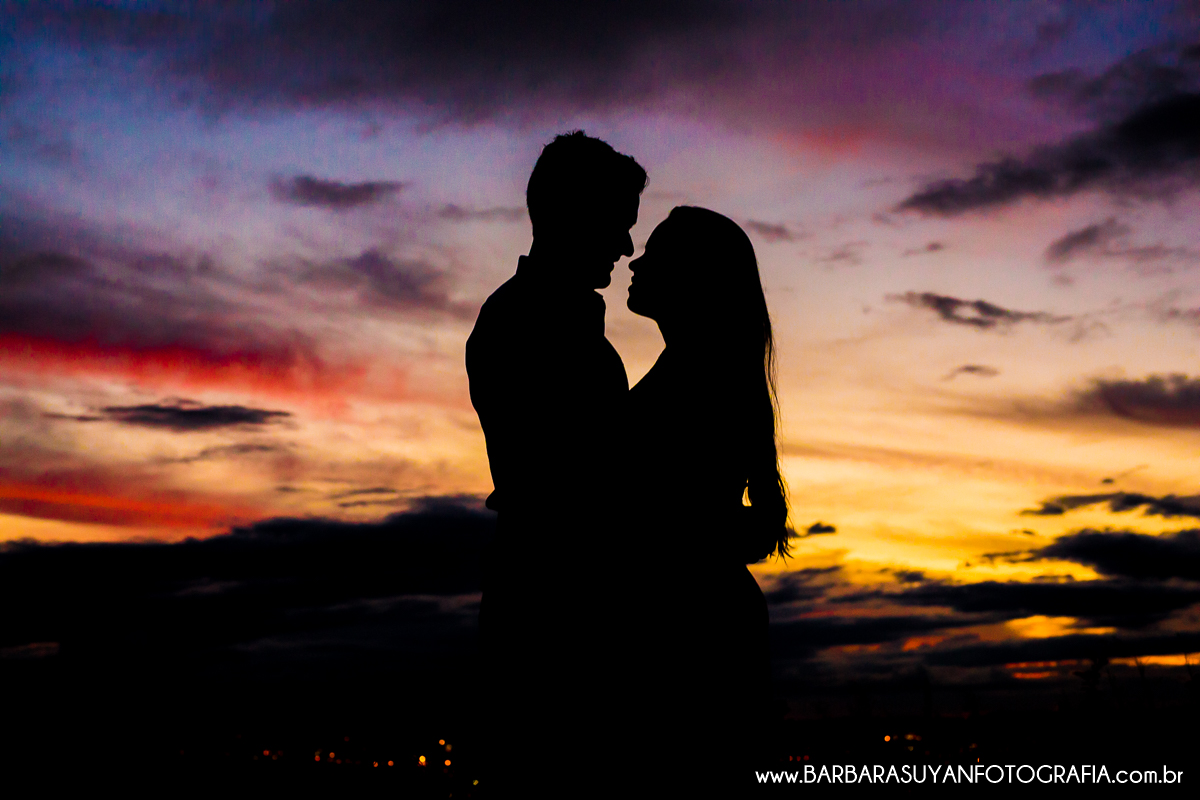BARBARA SUYAN FOTOGRAFIA, ENSAIO CASAL PR&Eacute; CASAMENTO SAVE THE DATE  MINEIR&Atilde;O TOPO DO MUNDO  FOTOGRAFA FOTOGRAFO BH FOTOGRAFIA BH FOTOGRAFIA DE CASAMENTO