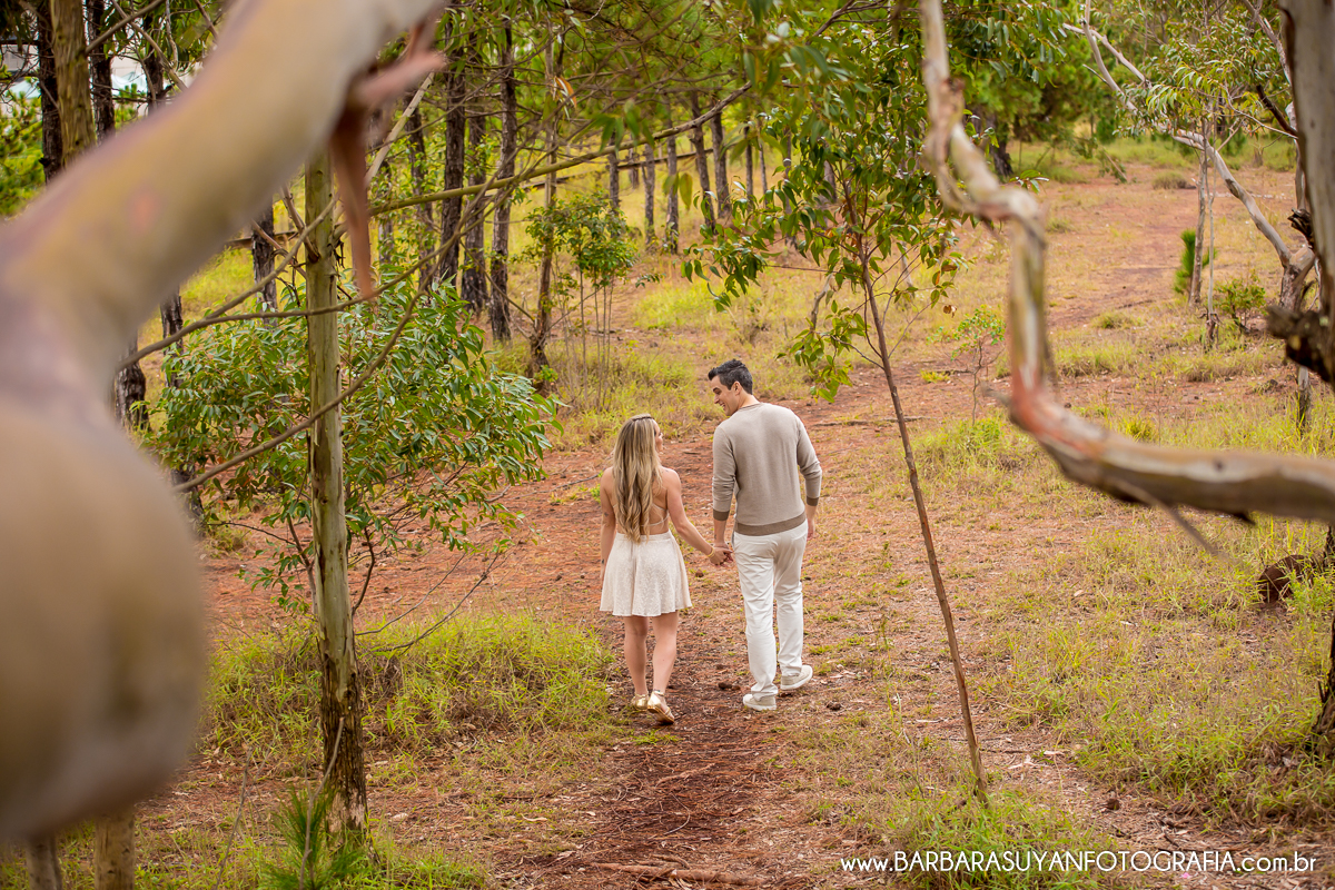 BARBARA SUYAN FOTOGRAFIA, ENSAIO CASAL PR&Eacute; CASAMENTO SAVE THE DATE  MINEIR&Atilde;O TOPO DO MUNDO  FOTOGRAFA FOTOGRAFO BH FOTOGRAFIA BH FOTOGRAFIA DE CASAMENTO