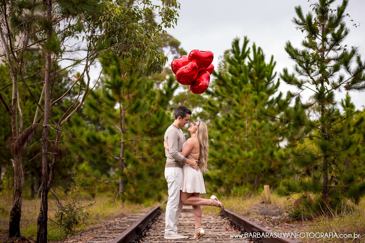BARBARA SUYAN FOTOGRAFIA, ENSAIO CASAL PR&Eacute; CASAMENTO SAVE THE DATE  MINEIR&Atilde;O TOPO DO MUNDO  FOTOGRAFA FOTOGRAFO BH FOTOGRAFIA BH FOTOGRAFIA DE CASAMENTO
