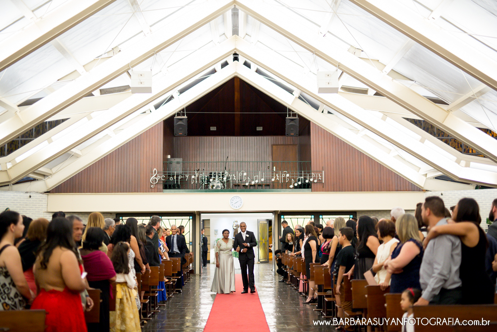 BARBARA SUYAN FOTOGRAFIA CASAMENTO BELO HORIZONTE ROSA MIRANDA BUFFET IGREJA SANTO ANTONIO MESTRE LINGUINHA CHARANGA ENSAIO CASAL WEDDING BUQUE FLORES NATURAIS ALANDERSON SILVA