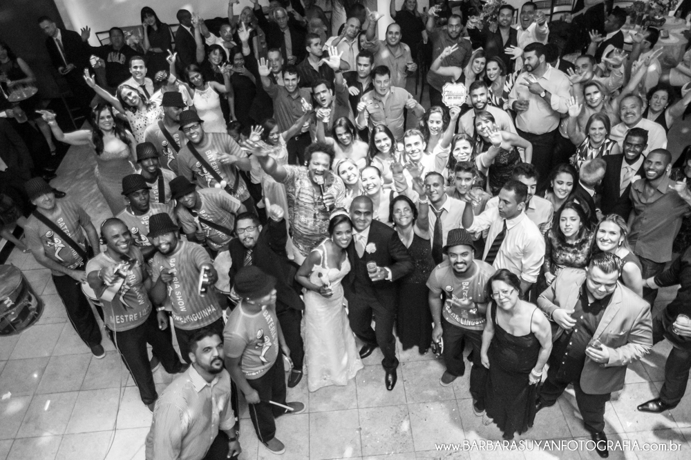 BARBARA SUYAN FOTOGRAFIA CASAMENTO BELO HORIZONTE ROSA MIRANDA BUFFET IGREJA SANTO ANTONIO MESTRE LINGUINHA CHARANGA ENSAIO CASAL WEDDING BUQUE FLORES NATURAIS ALANDERSON SILVA