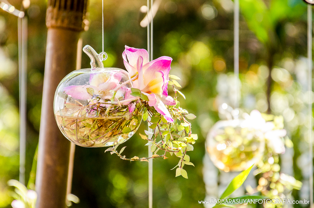 BARBARA SUYAN FOTOGRAFIA, FLORES, CASAMENTO NOVA LIMA, CONFRARIA DO HONORIO, FOTOGRAFA BH, FOTOGRAFO BH, FOTOGRAFIA BH, FOTOGRAFIA CASAMENTO BH, WEDDING, CERIMONIA MESSIANICA, VESTIDO NOIVA ALGODAO