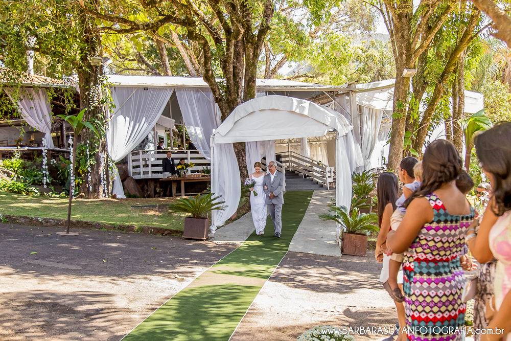 BARBARA SUYAN FOTOGRAFIA, FLORES, CASAMENTO NOVA LIMA, CONFRARIA DO HONORIO, FOTOGRAFA BH, FOTOGRAFO BH, FOTOGRAFIA BH, FOTOGRAFIA CASAMENTO BH, WEDDING, CERIMONIA MESSIANICA, VESTIDO NOIVA ALGODAO