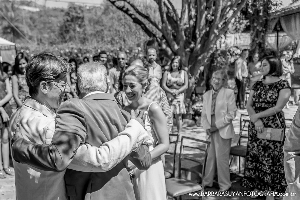 BARBARA SUYAN FOTOGRAFIA, FLORES, CASAMENTO NOVA LIMA, CONFRARIA DO HONORIO, FOTOGRAFA BH, FOTOGRAFO BH, FOTOGRAFIA BH, FOTOGRAFIA CASAMENTO BH, WEDDING, CERIMONIA MESSIANICA, VESTIDO NOIVA ALGODAO