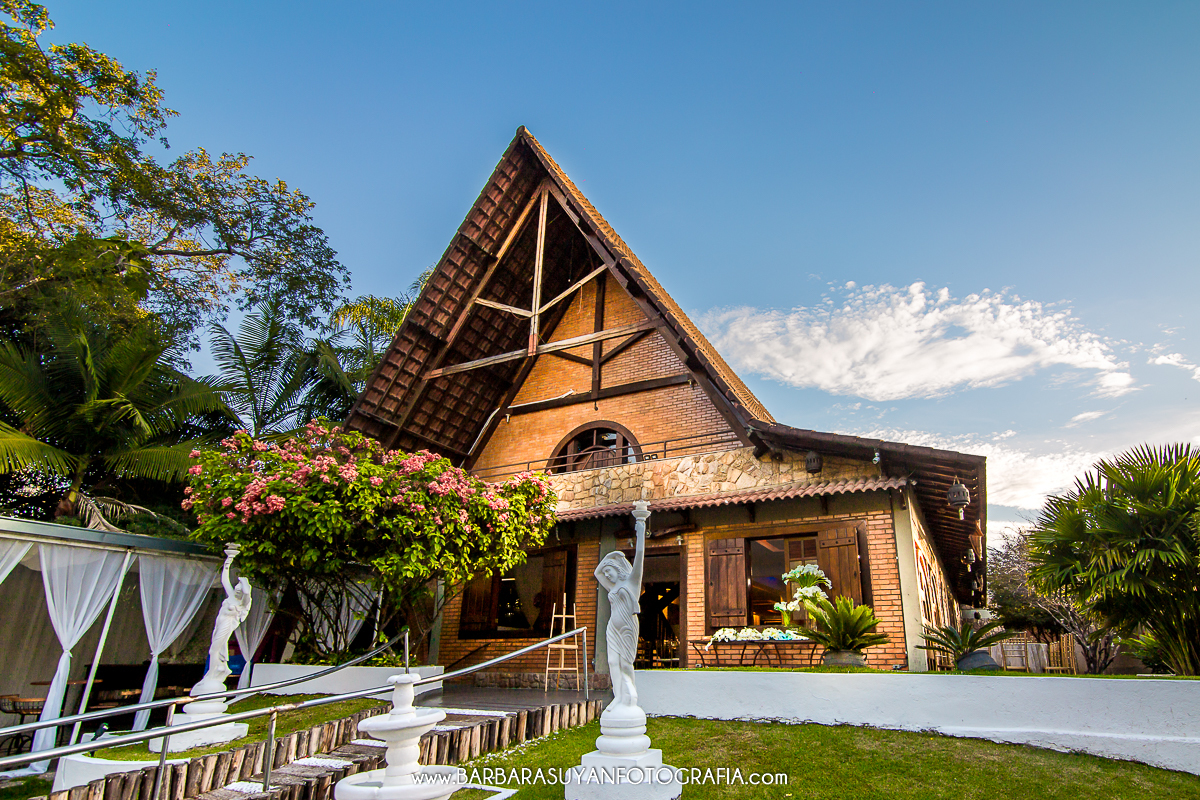 Fachada do local da recepção da casa de festas Chalé Pampulha 