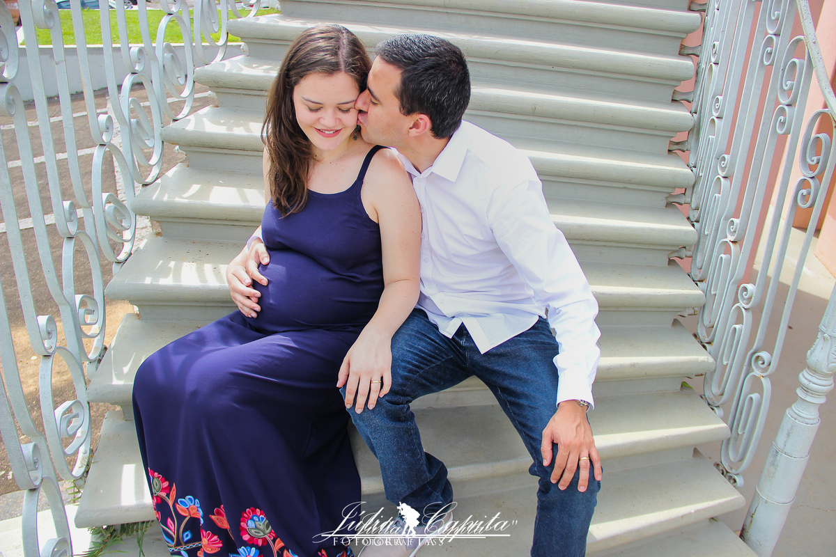 Ensaio fotográfico gestante à espera de uma menina