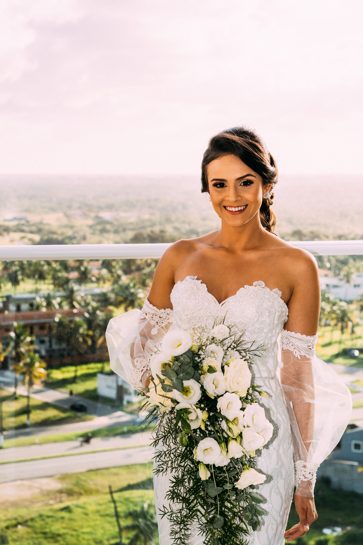 CASAMENTO PRAIANO EM SALINÓPOLIS PA NA CASA DE  RECEPÇŌES VIRIANDUBA NA PRAIA DO  ATALAIA COM MAKING OFF NO RISORT GAV , CASAMENTO NO POR DO SOL EM SALINAS BEACH PELO FOTOGRAFO PARAENSE GUI SAMPAIO, NOIVOS NA PRAIA ,VESTIDO DE NOIVA, BUQUÊ NOIVA, 