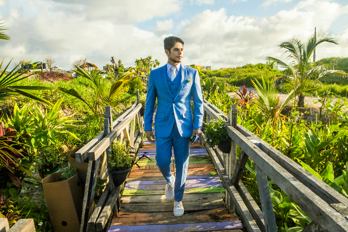 CASAMENTO PRAIANO EM SALINÓPOLIS PA NA CASA DE  RECEPÇŌES VIRIANDUBA NA PRAIA DO  ATALAIA COM MAKING OFF NO RISORT GAV , CASAMENTO NO POR DO SOL EM SALINAS BEACH PELO FOTOGRAFO PARAENSE GUI SAMPAIO, NOIVOS NA PRAIA ,VESTIDO DE NOIVA, BUQUÊ NOIVA, 
