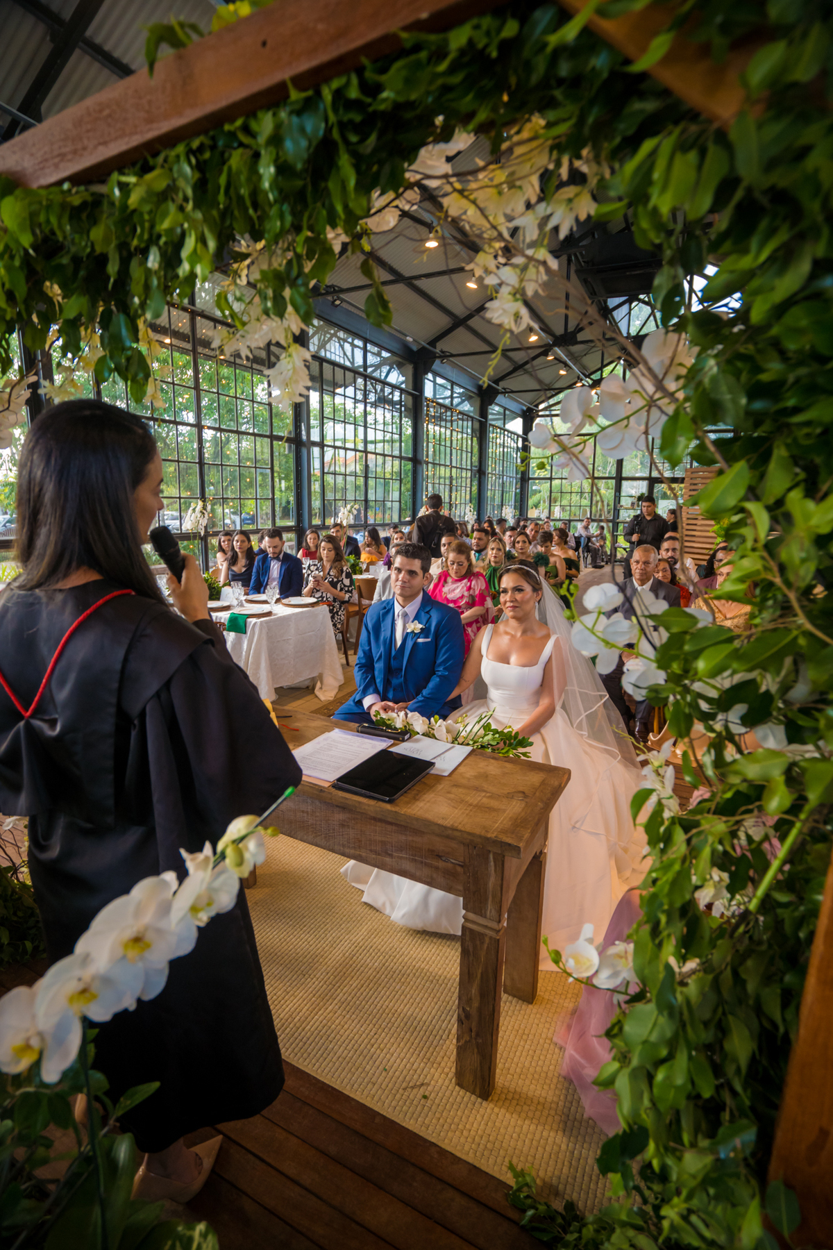 vestido de noiva ellis verline | casamento em belem no martens café | vou casar 2024 | linda festa de casamento | gui sampaio fotografo paraense de casamento | casamento no mangal das garças | | noivas paraenses | noivos belem | aliança com amor eterno