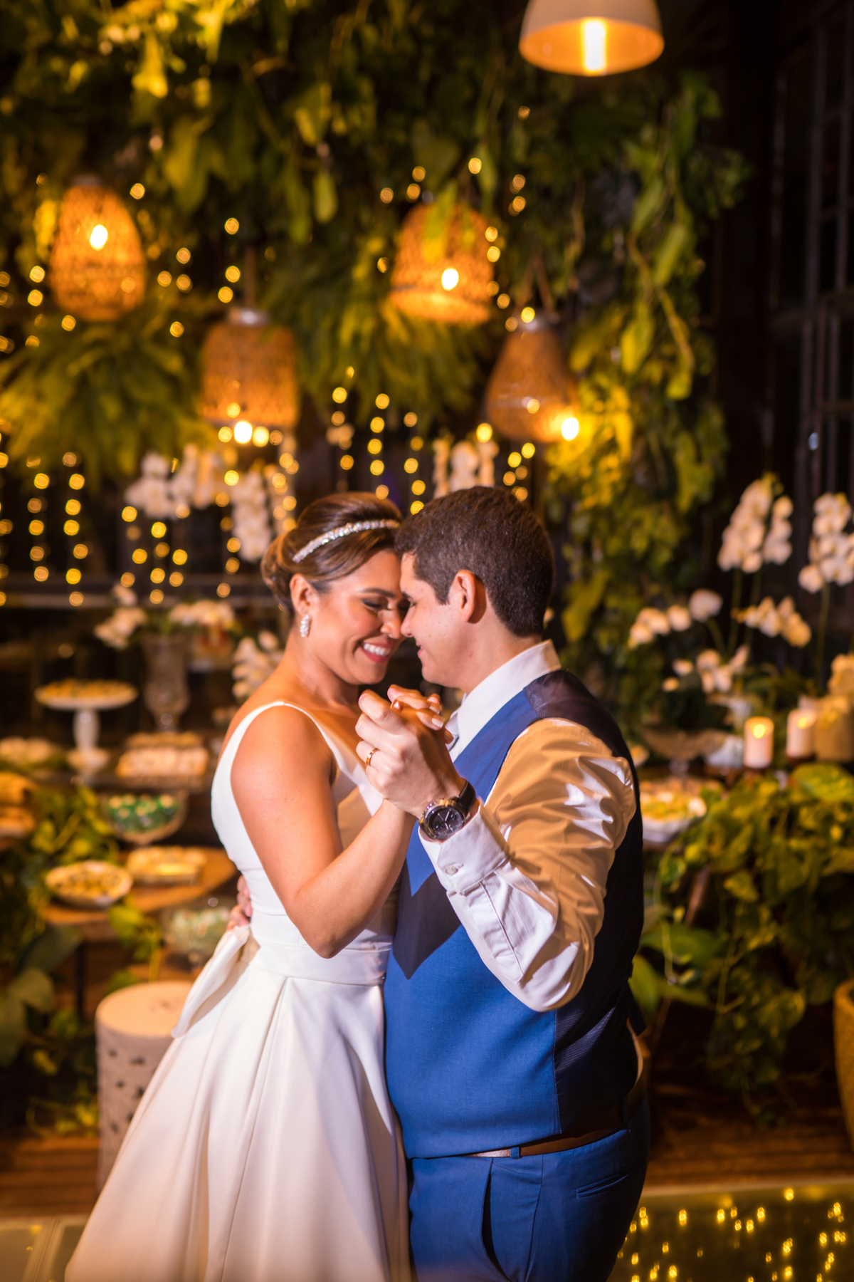 vestido de noiva ellis verline | casamento em belem no martens café | vou casar 2024 | linda festa de casamento | gui sampaio fotografo paraense de casamento | casamento no mangal das garças | | noivas paraenses | noivos belem | aliança com amor eterno