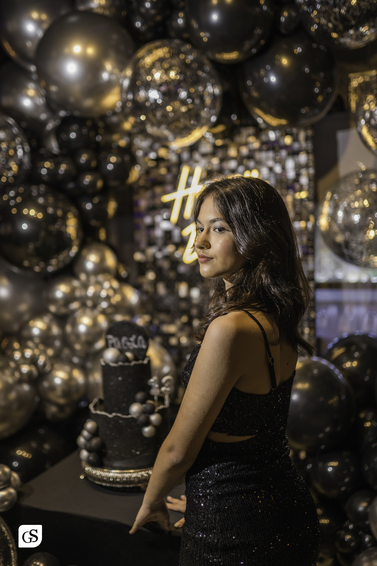 cobertura fotografica com fotógrafo paraense gui sampaio no gramophone café em belém do pará dos 13 anos da linda aniversariante comemorando com sua familia e amigos em uma festa memoravel 
