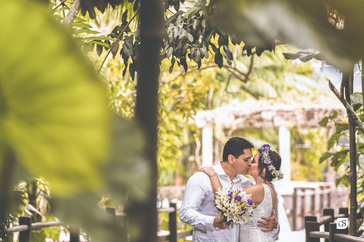 casamento civil e ensaio no mangal das garças belem - pa  beijo