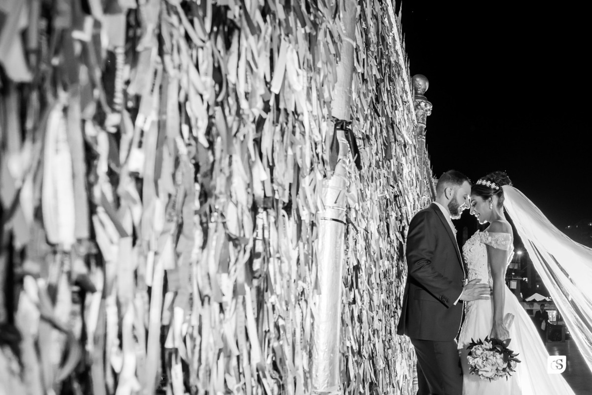 fotos esternas na frente da igreja