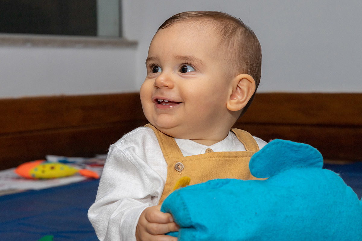 Festa de aniversário de 1 ano do Leonardo: Léo brincando no Rio de Janeiro.