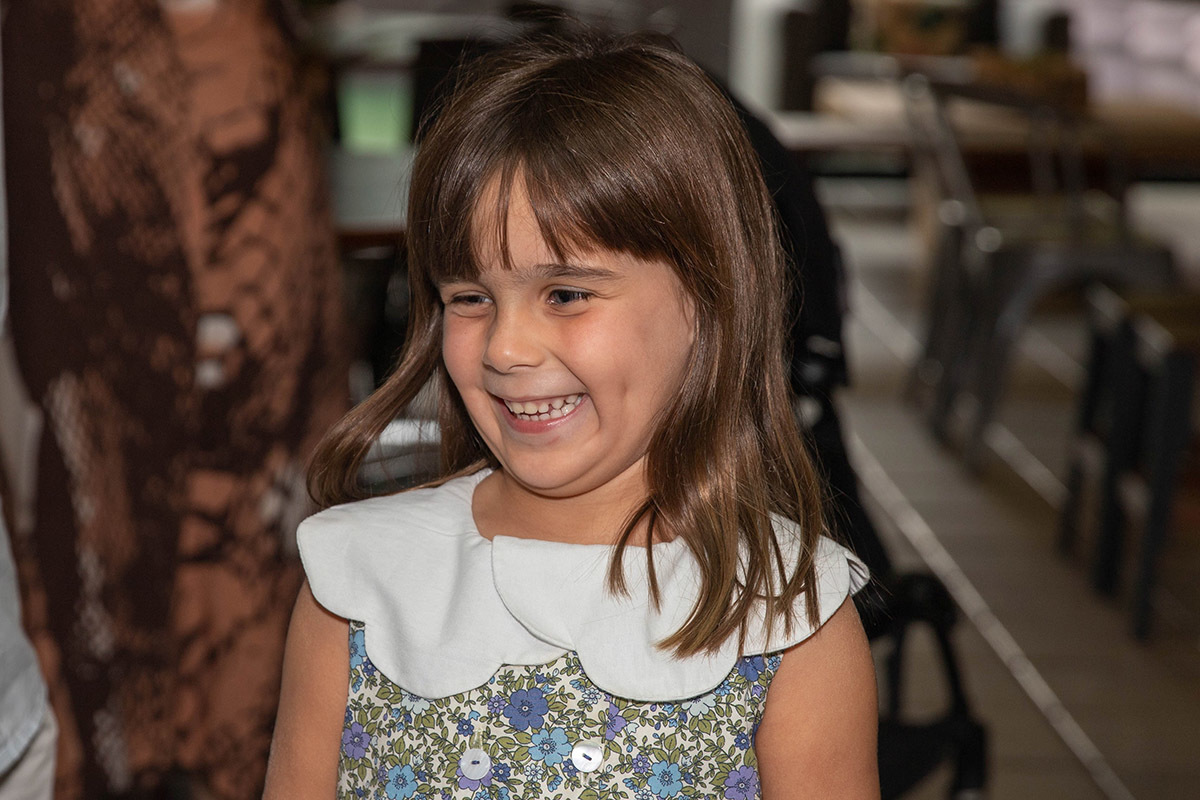 Festa de aniversário de 5 anos no Animasom: Malu sorrindo, Rio de Janeiro.