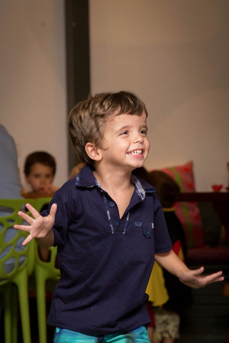 Festa de aniversário do Mateus: Mateus, 3 anos, sorrindo- Rio de Janeiro.