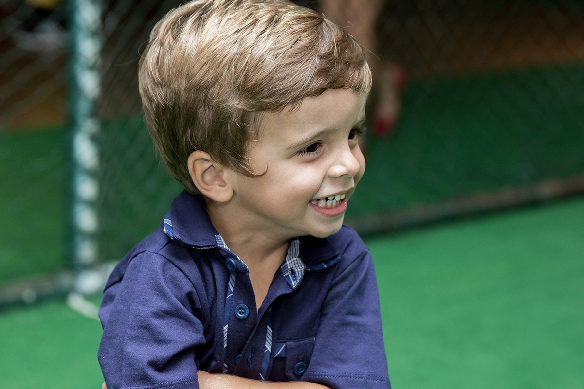Festa de aniversário do Mateus: Mateus, 3 anos, sorrindo - Rio de Janeiro.