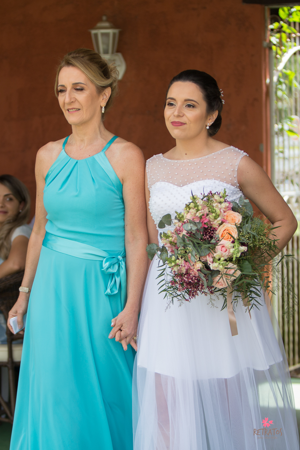 noiva entrando mãe cerimonia dia fazenda