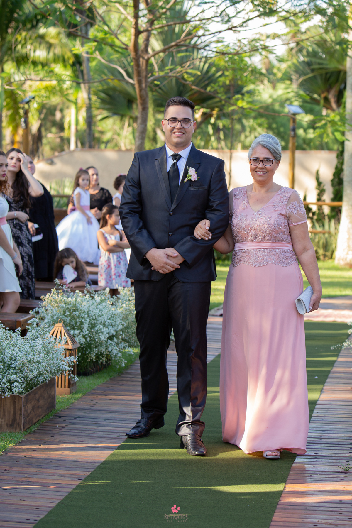 entrada do noivo com a mãe foto casamento retratos itatiba fotografo inspiração julio akio hida