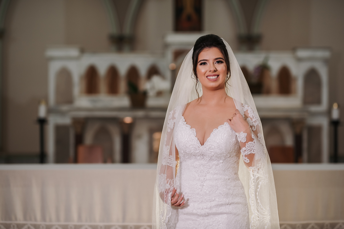 casamentos, casamentos em patos de minas, casamentos no sítio tõe do jó , casamento na igreja dos capuchinhos , hermanas noivas e festas, vestidos de noiva, noiva dos sonhos.