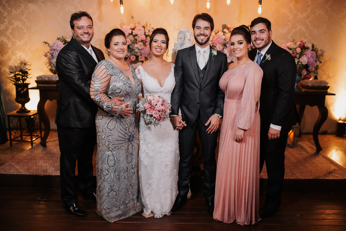 casamentos, casamentos em patos de minas, casamentos no sítio tõe do jó , casamento na igreja dos capuchinhos , hermanas noivas e festas, vestidos de noiva, noiva dos sonhos.