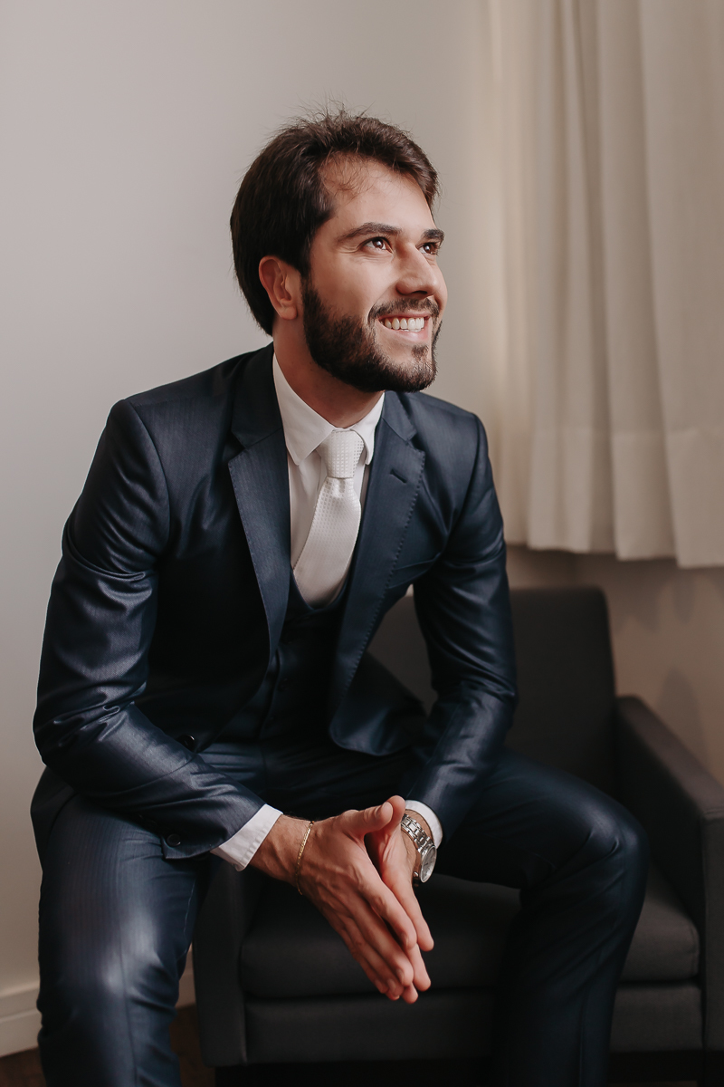 Felippe Leal Fotografo de casamentos e eventos em patos de minas e regiao, Makinf off do noivo. Noivo se produzindo, fotografo de casamentos, casamentos em patos de minas, casamentos no sitio toe do jo , casamento na igreja dos capuchinhos