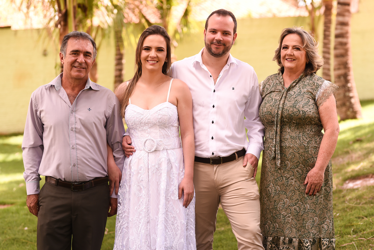 casamento civil em patos de minas na chácara angalual fotografado pelo fotografo felippe leal 