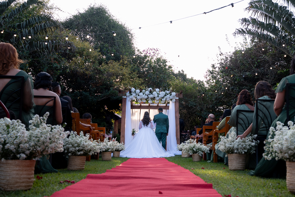 casamento no recanto dos amigos confins minas gerais noiva no altar